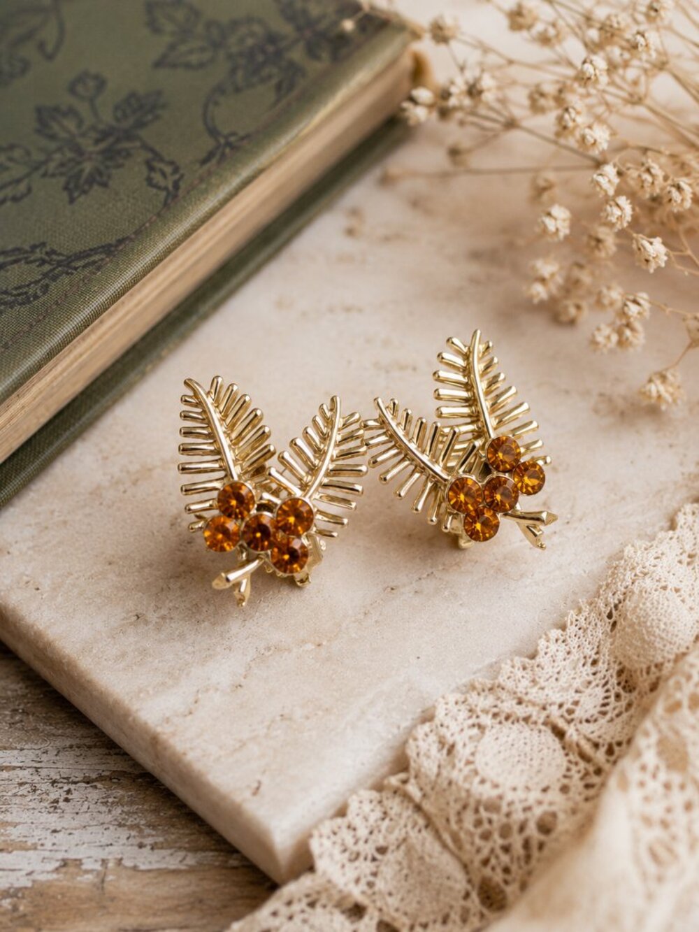 Vintage Coro Fern Leaf Clip-On Earrings Amber Rhinestone Gold Tone